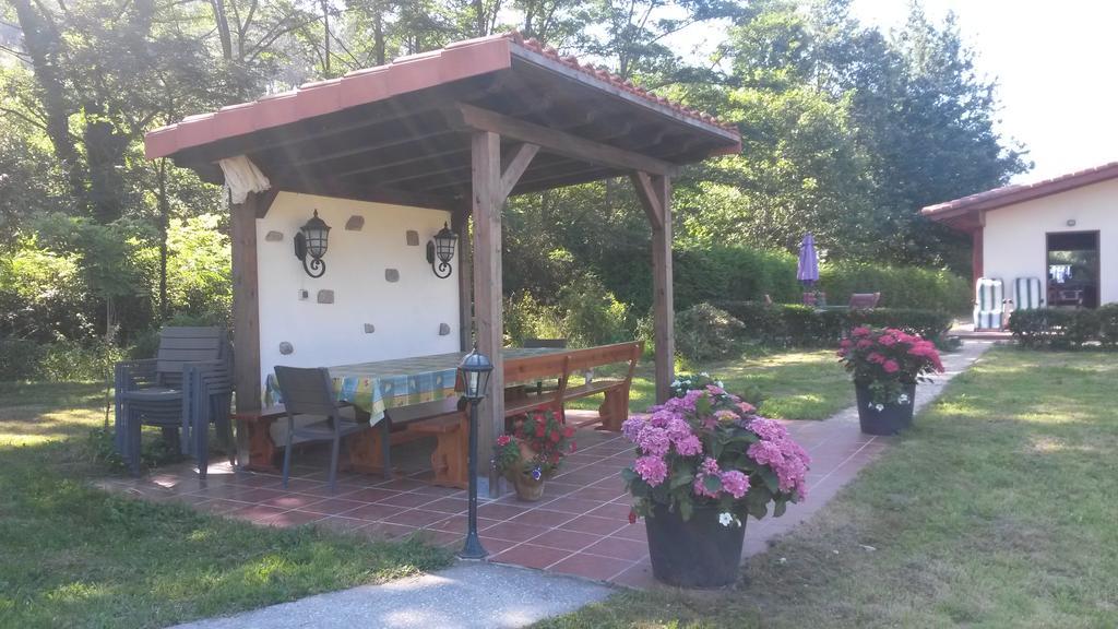 Casa Rural Ibarrondo Etxea Mungia Exterior photo